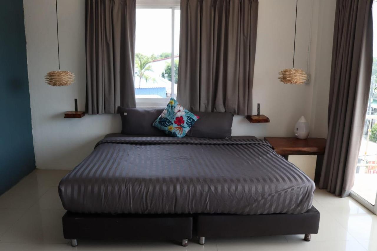 Arena Seaview Hotell Baan Tai Eksteriør bilde